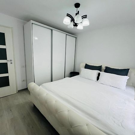The White Pearl Apartment 오라데아 외부 사진
