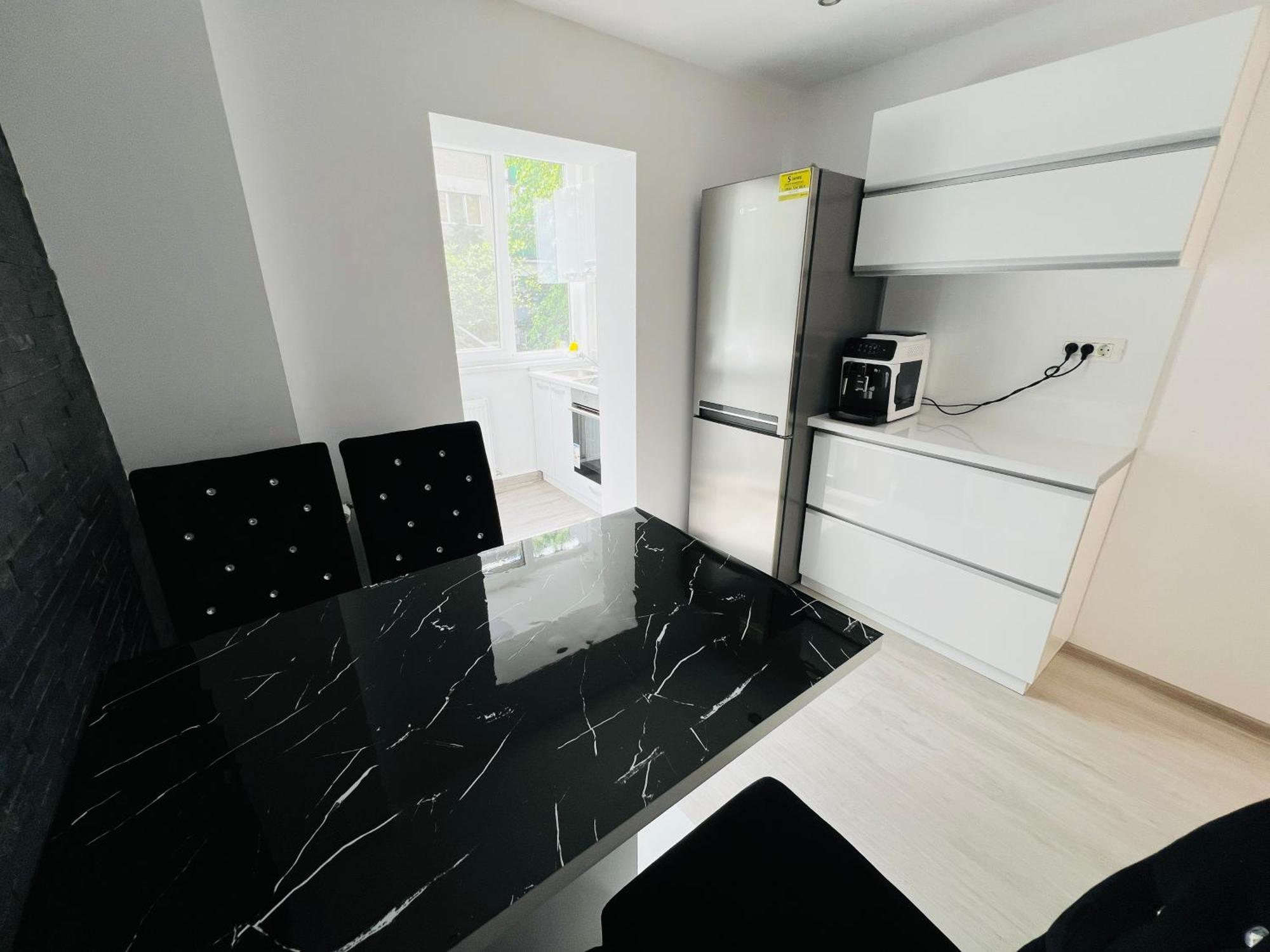 The White Pearl Apartment 오라데아 외부 사진